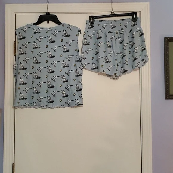 American Eagle Peanuts Pajama Set, Size M - Picture 2 of 9